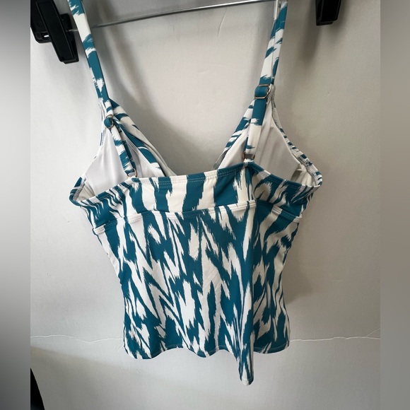 ANNE COLE TEAL & WHITE SIZE LARGE PATTERNED TANKINI PADDED WITH UNDERWIRES. NWOT - Picture 7 of 8